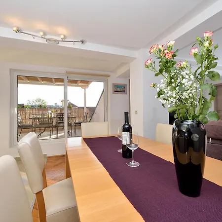 Tia Apartamento Zadar
